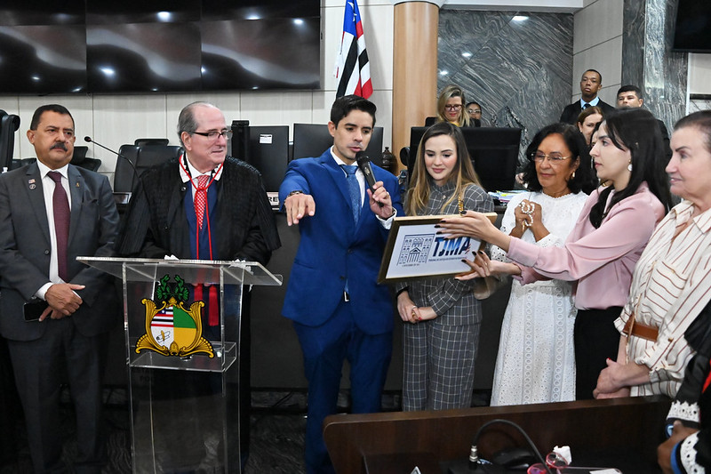 Flávio Costa é empossado novo desembargador