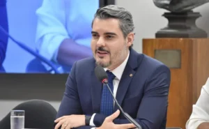 Deputado Thiago Flores